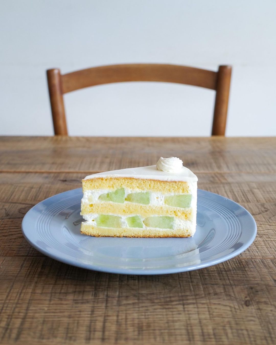 三浦海岸の新倉農園のくるめメロンを使ったショートケーキ（2022.07.21）